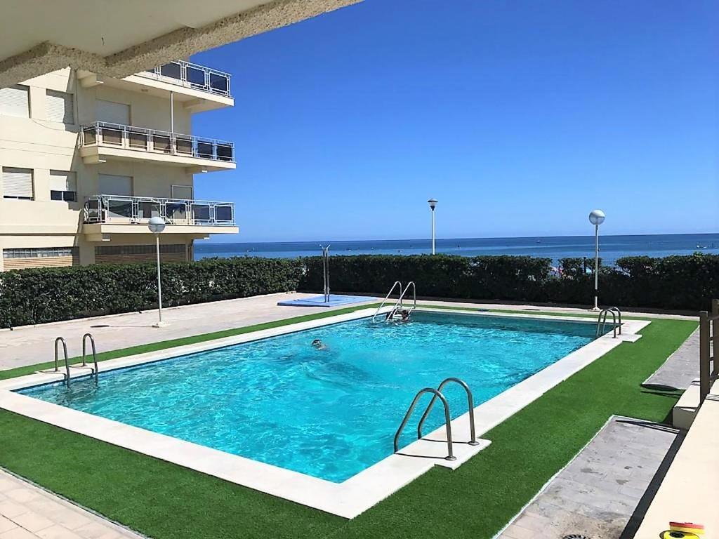 Peaceful Apartment In A Beachfront Complex Mareny Blau Exterior photo